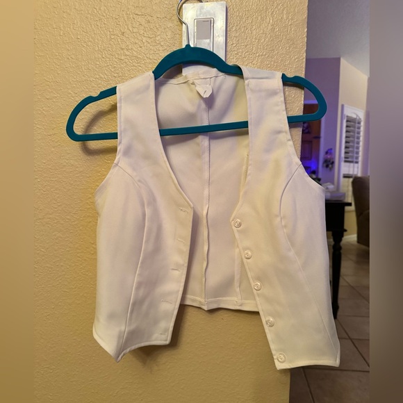 Vintage White Vest - Picture 3 of 3